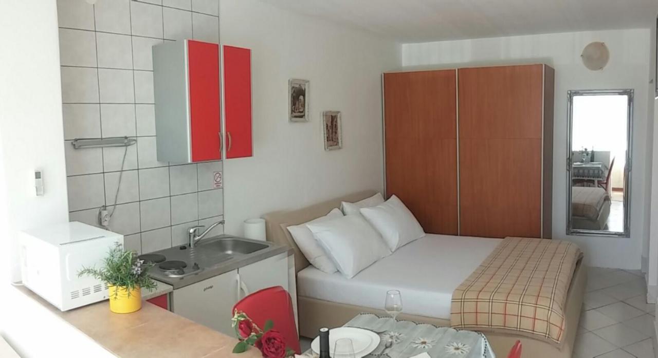 Apartmani Totic Цриквеница Экстерьер фото